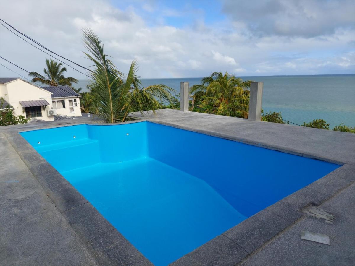 Le Pandanus Hotel Quatre Vents Екстериор снимка