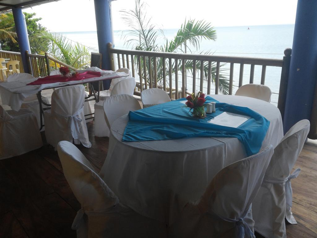 Le Pandanus Hotel Quatre Vents Екстериор снимка