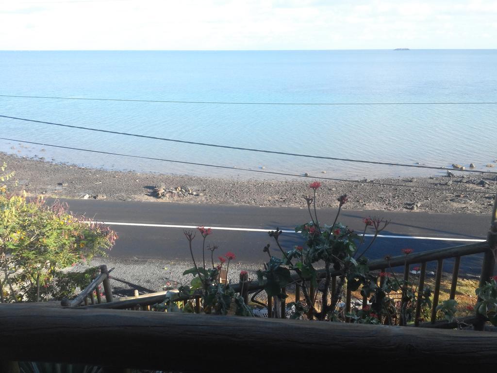 Le Pandanus Hotel Quatre Vents Екстериор снимка