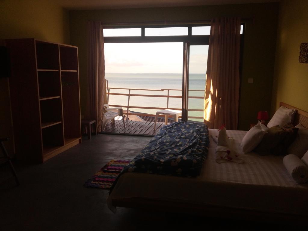 Le Pandanus Hotel Quatre Vents Екстериор снимка