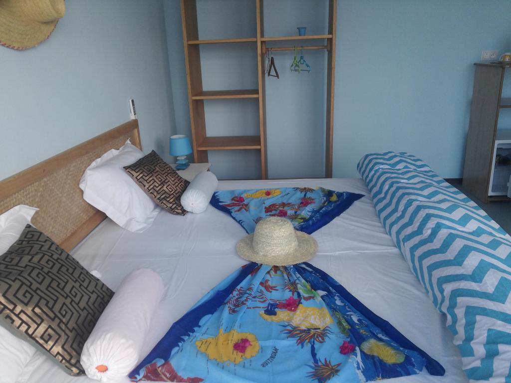 Le Pandanus Hotel Quatre Vents Екстериор снимка