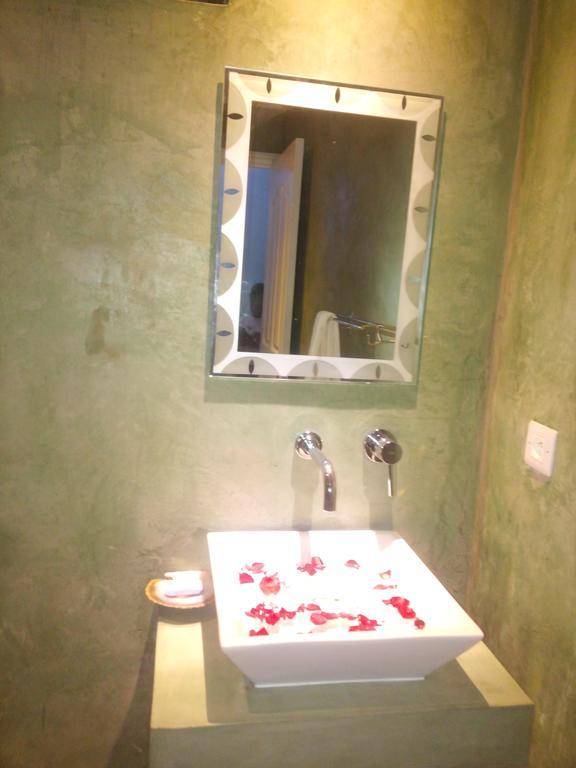 Le Pandanus Hotel Quatre Vents Екстериор снимка