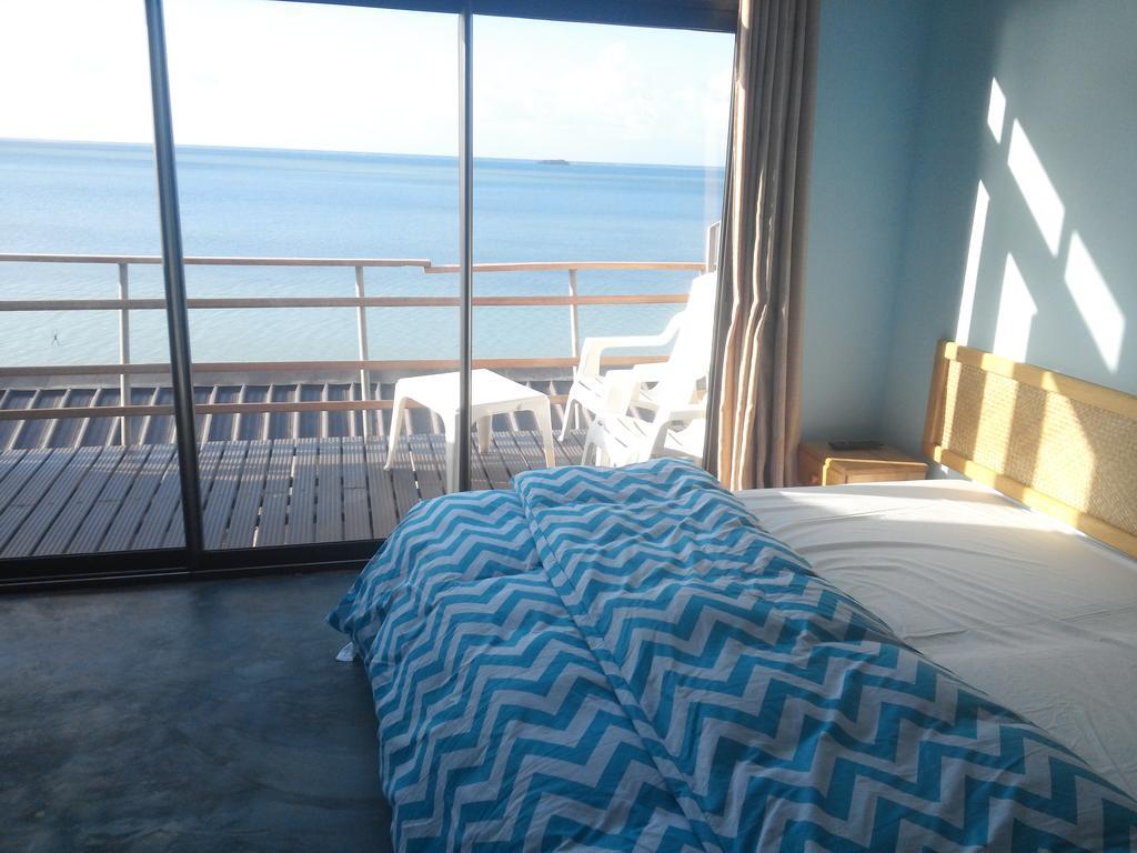 Le Pandanus Hotel Quatre Vents Екстериор снимка